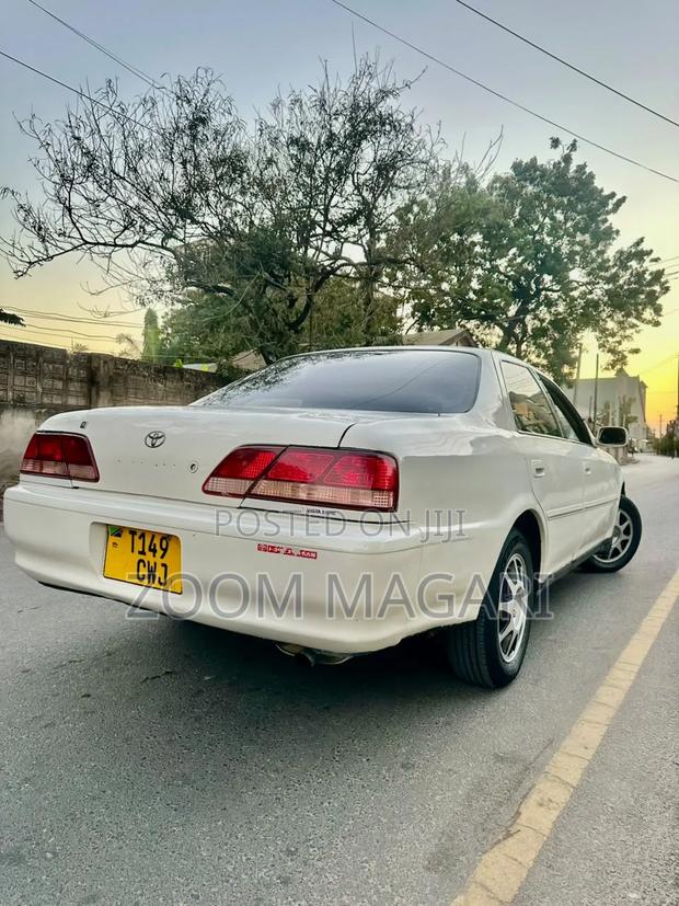 Toyota Cresta 2002 Pearl
