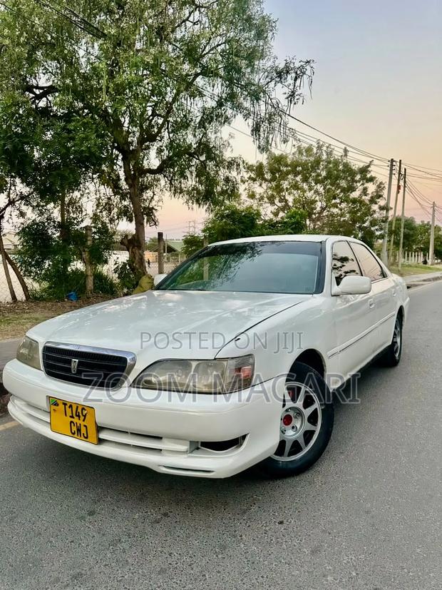Toyota Cresta 2002 Pearl