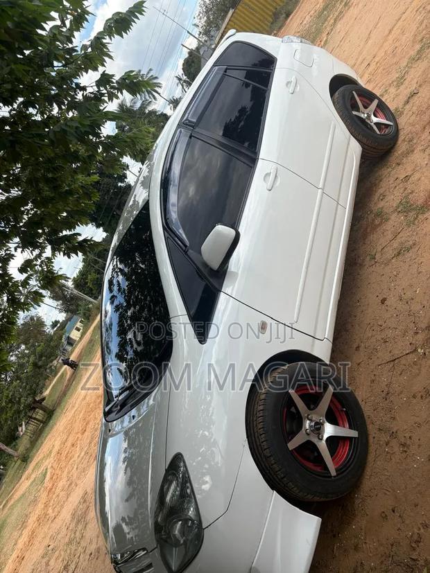 Toyota Corolla Spacio 2003 Pearl