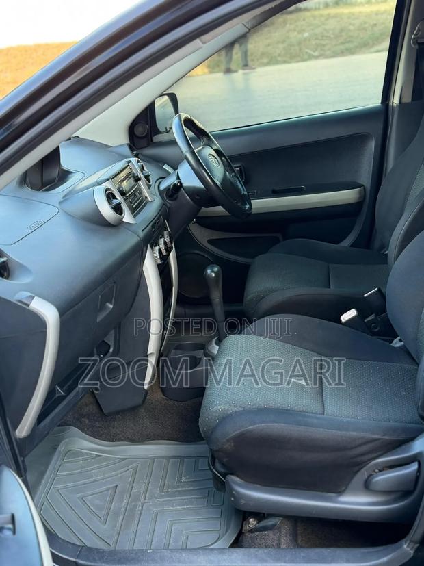 Toyota IST 2004 Black