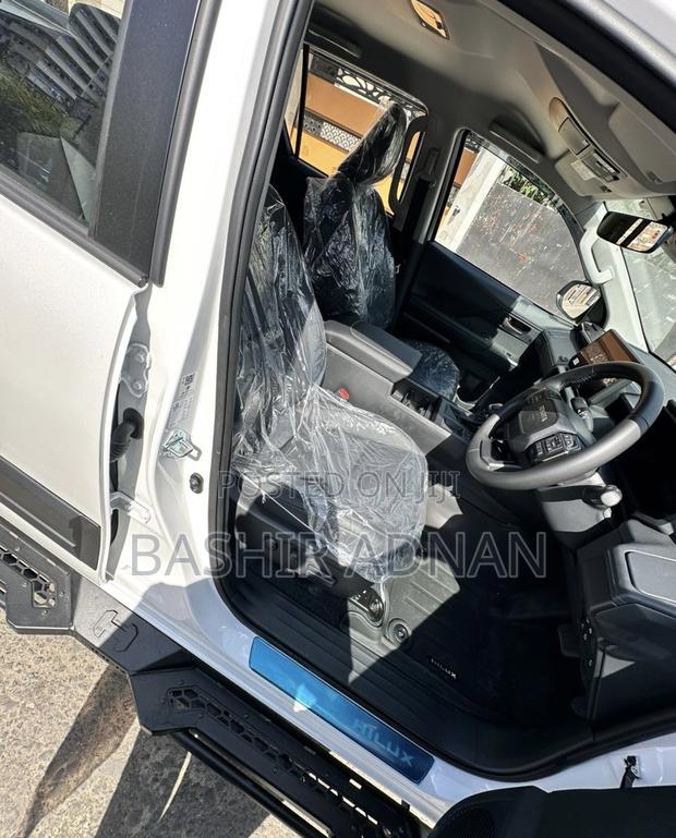 New Toyota Hilux 2026 Pearl