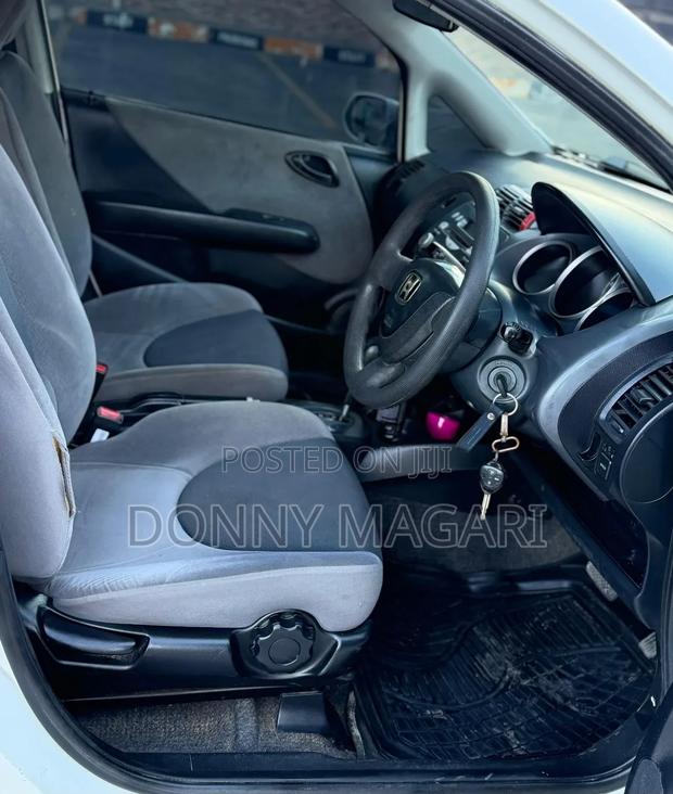Honda Fit 2010 White