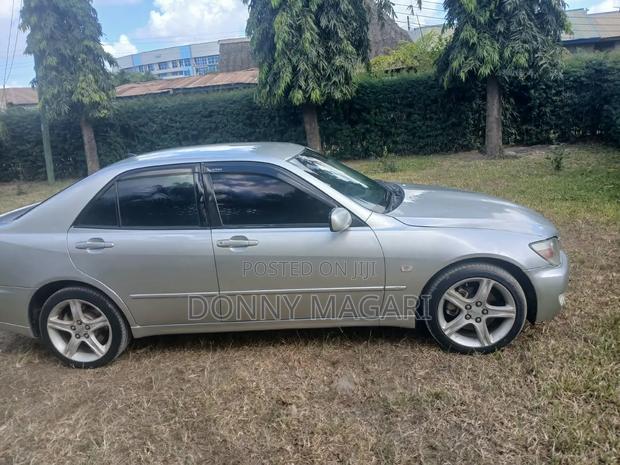 Toyota Altezza 2004 Silver