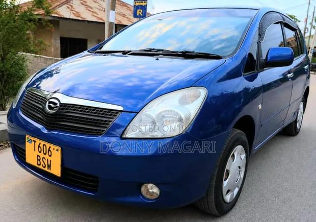 Toyota Corolla Spacio 2005 Blue