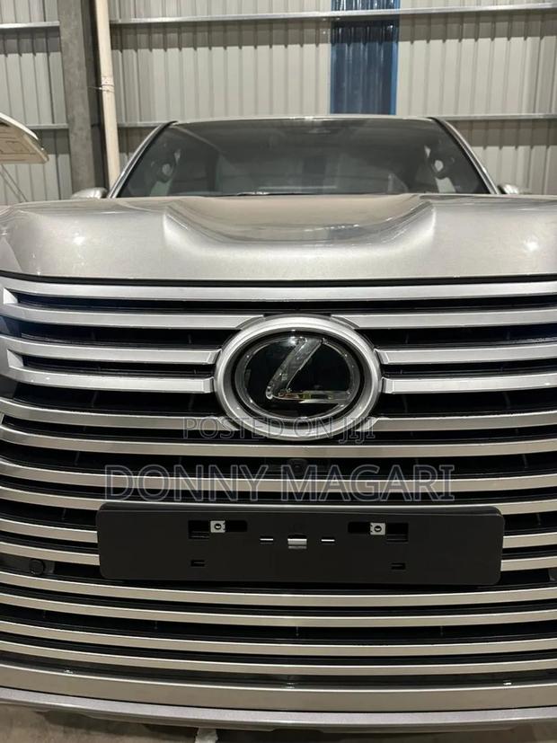 Lexus LX 500d 2026 Gray