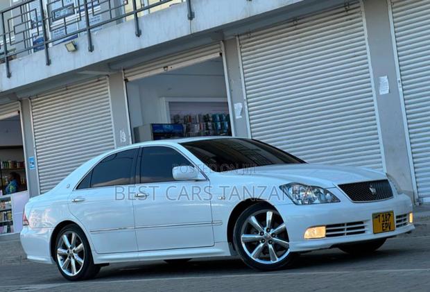Toyota Crown 2006 Pearl