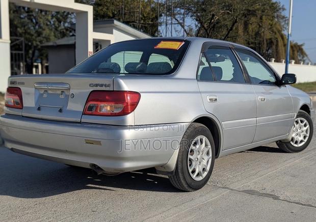 Toyota Carina 2001 Silver