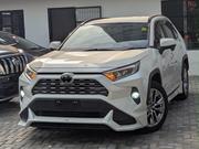 Toyota RAV4 2019 White for sale
