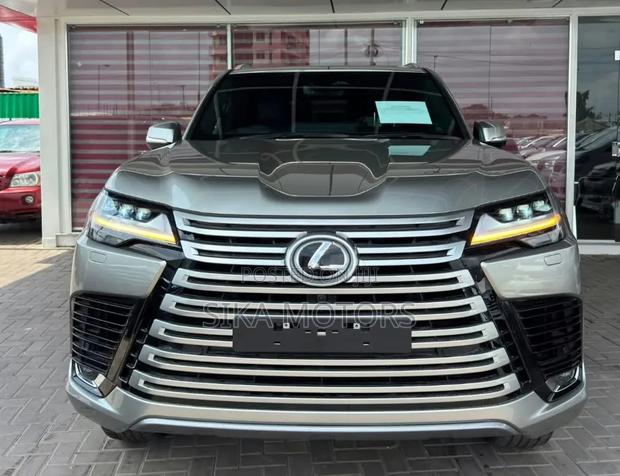 Lexus LX 500d 2026 Silver
