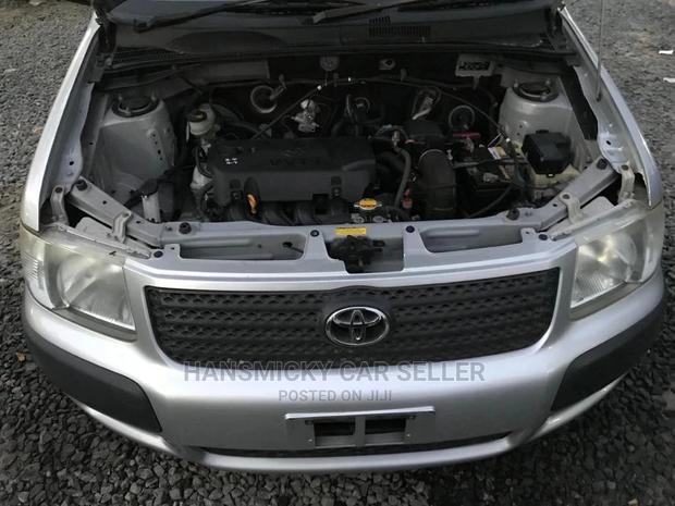 Toyota Succeed 2008 Silver