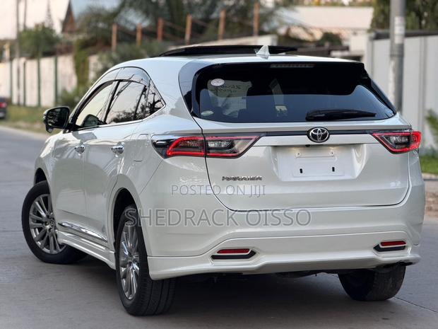 Toyota Harrier 2016 White