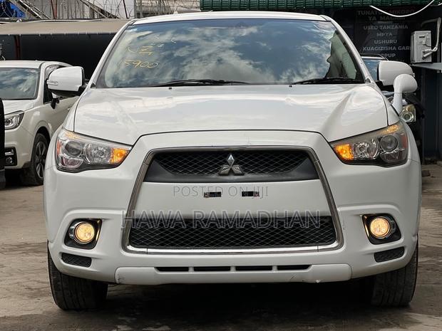 Mitsubishi RVR 2010 Silver