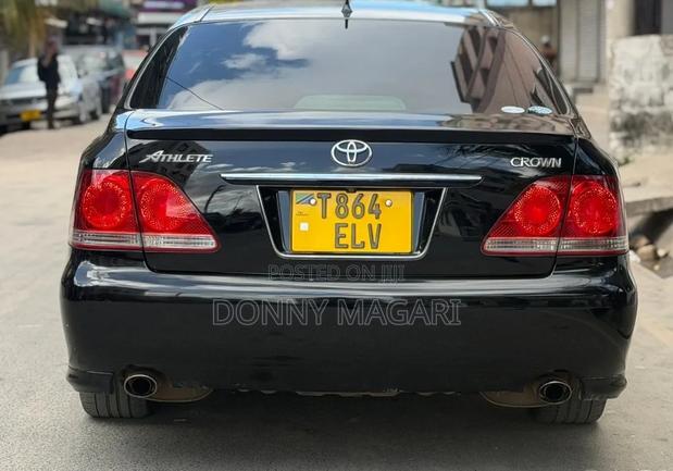 Toyota Crown 2007 Black