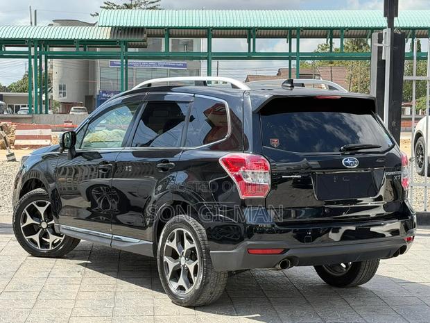 Subaru Forester 2014 Black