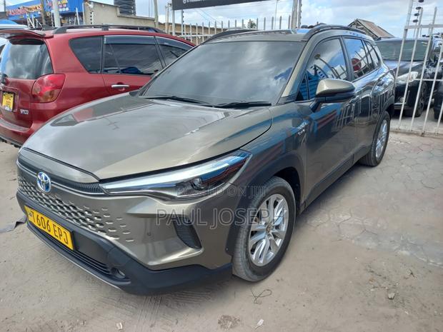 Toyota Corolla Cross 2025 Gray