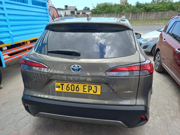 Toyota Corolla Cross 2025 Gray