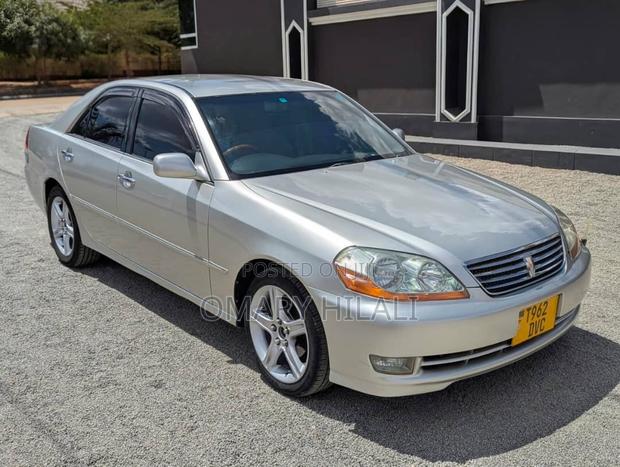 Toyota Mark II 2003 Silver