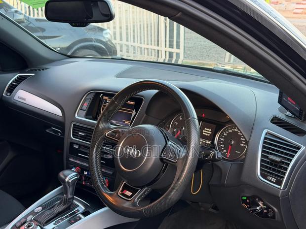 Audi Q5 2015 Black