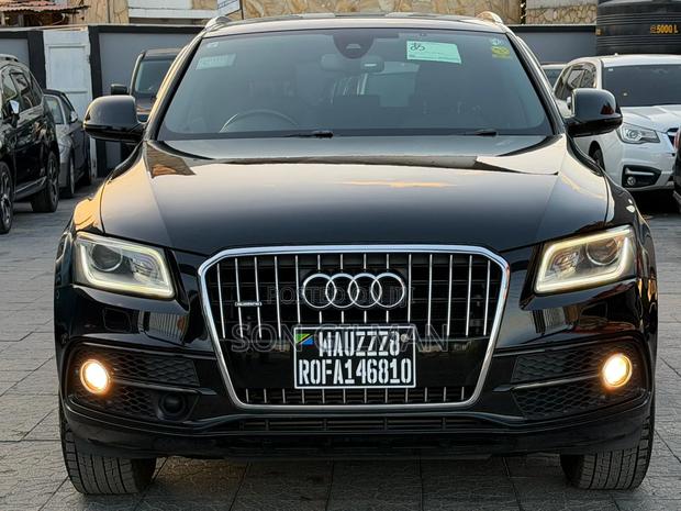 Audi Q5 2015 Black