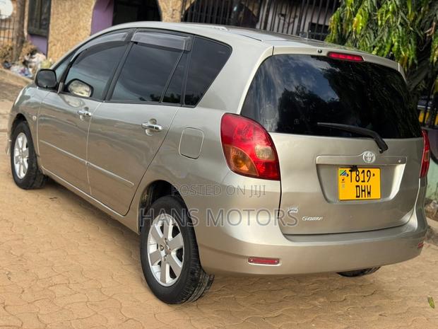 Toyota Corolla Spacio 2004 Silver