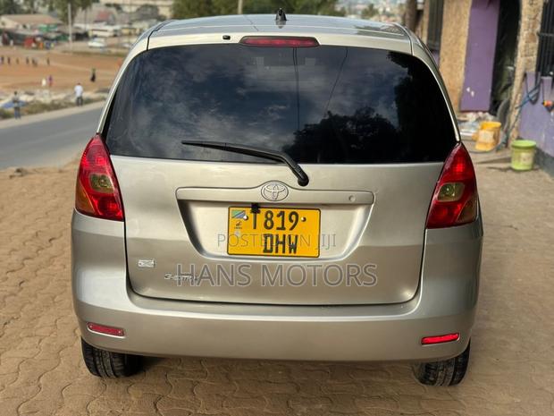 Toyota Corolla Spacio 2004 Silver