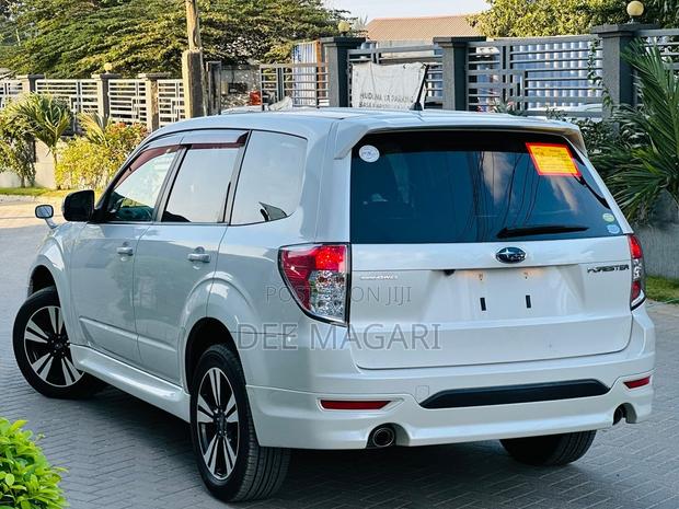 Subaru Forester 2011 White