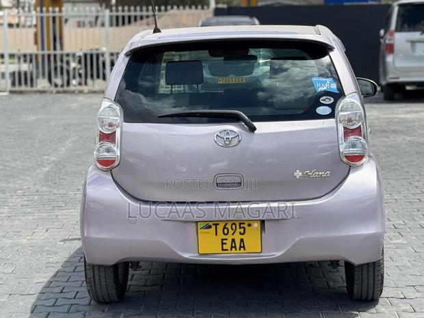 Toyota Passo 2012 Pearl