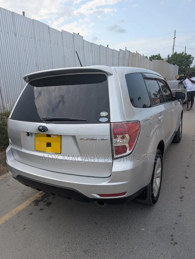 Subaru Forester 2009 Silver