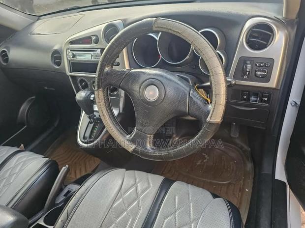 Toyota Voltz 2004 White