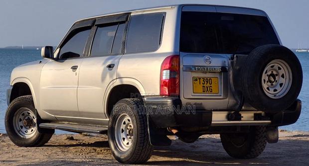 Nissan Patrol 2007 Silver