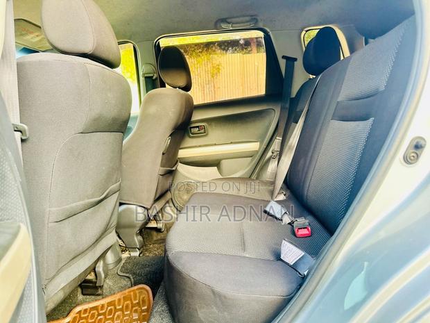 Toyota IST 2003 Silver