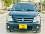 Toyota IST 2004 Black for sale
