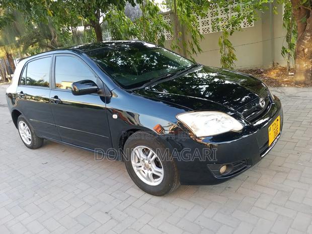 Toyota Corolla RunX 2005 Black