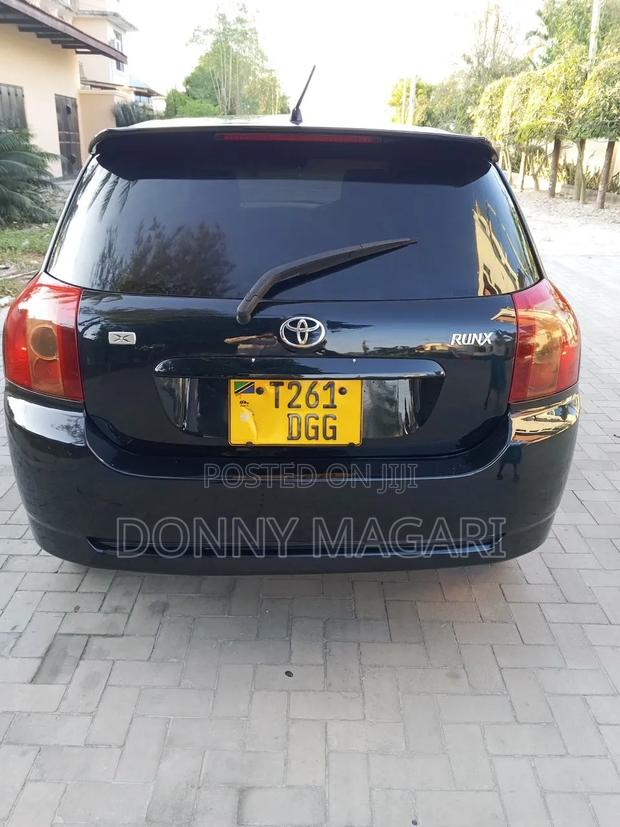 Toyota Corolla RunX 2005 Black