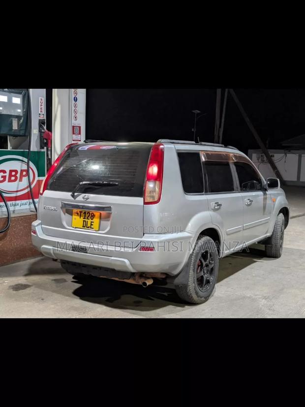 Nissan X-Trail 2005 White