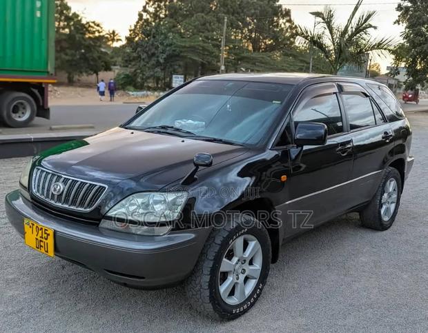 Toyota Harrier 2005 Gray