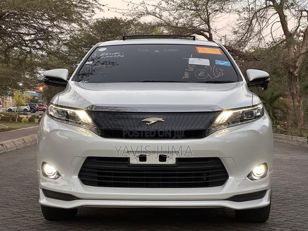 Toyota Harrier 2016 White