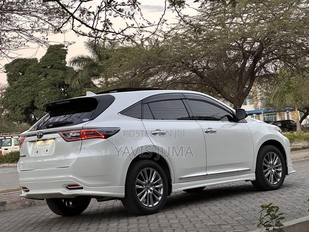 Toyota Harrier 2016 White