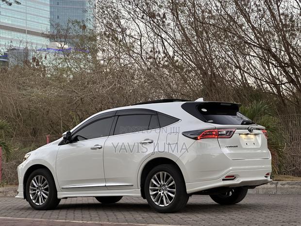 Toyota Harrier 2016 White