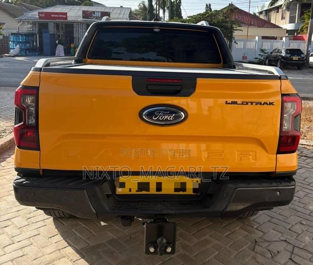 Ford Ranger Wildtrak 2023 Burgundy