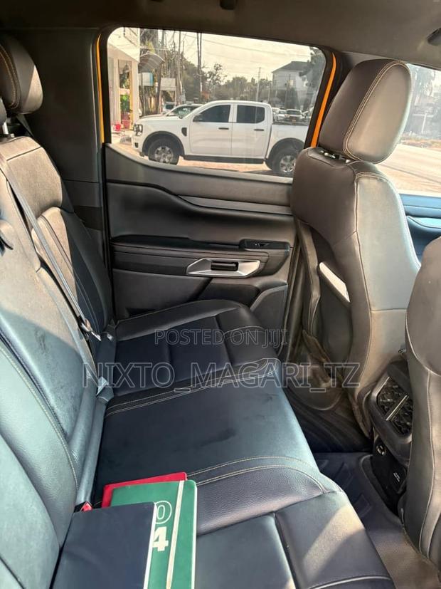 Ford Ranger Wildtrak 2023 Burgundy