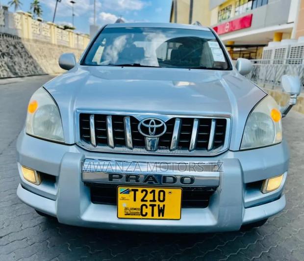 Toyota Land Cruiser Prado 2005 Silver
