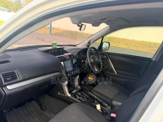 Subaru Forester 2014 Pearl