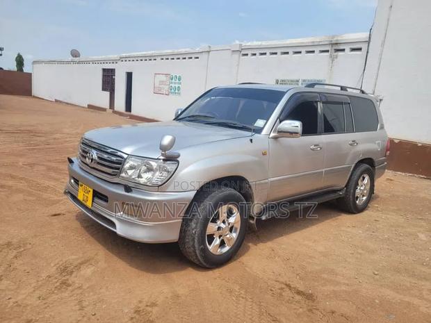 Toyota Land Cruiser 2007 Silver