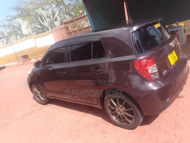 Toyota IST 2009 Purple