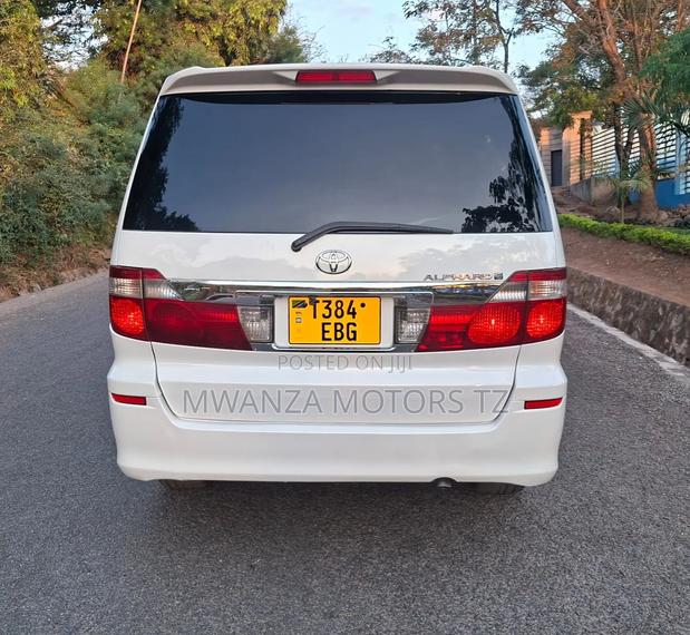 Toyota Alphard 2007 White
