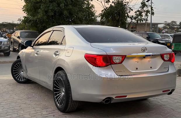 Toyota Mark X 2012 Silver