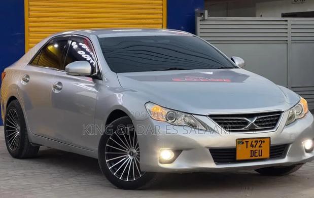 Toyota Mark X 2012 Silver