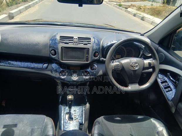 Toyota Vanguard 2013 Black