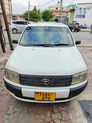 Toyota Probox 2004 White for sale